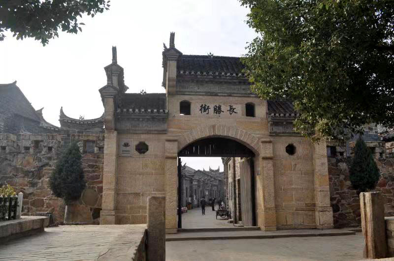 长胜街门楼及街道仿古建设